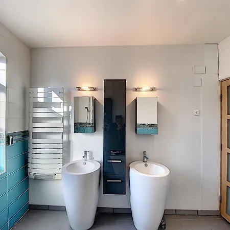Maison 3 - Terrasse - Climatisation 10 Minutes A Pied Du Pont D'avignon 公寓